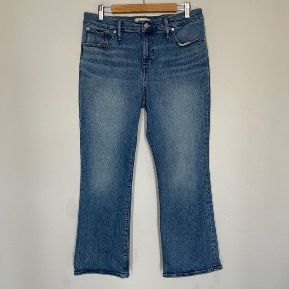 Madewell Jeans Women's 31 Blue Mid Rise Kick Out Bootcut Medium Wash Stretch - Picture 1 of 14